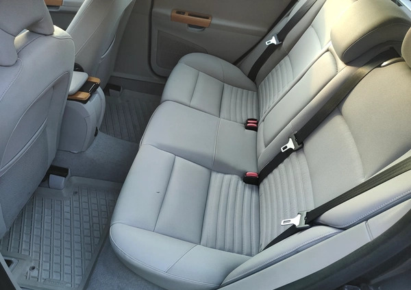 Volvo V50 cena 25900 przebieg: 256044, rok produkcji 2011 z Świętochłowice małe 497